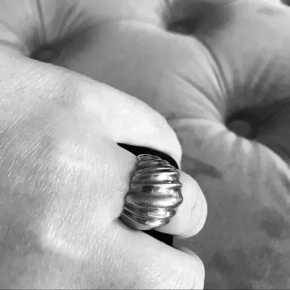 Vintage Silver 925 Chunky Dome Ring Sz 7.5 - Picture 6 of 7